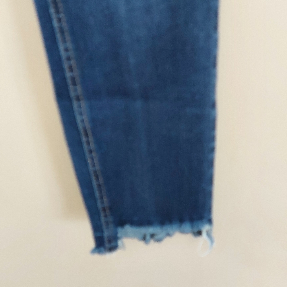 Harper High Rise Step hem crop jeans - Picture 4 of 9